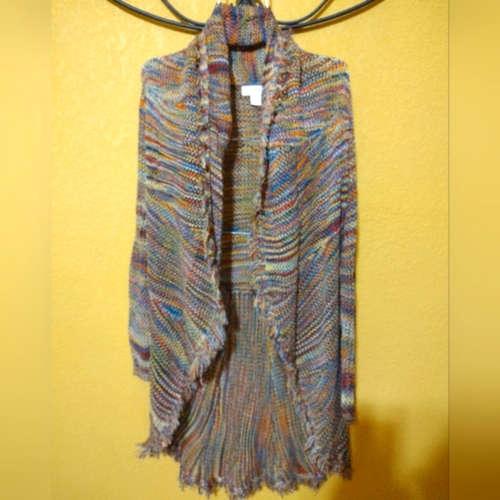 STUDIO JPR LONG CARDIGAN SWEATER. SIZE M. PRE-OWNED.